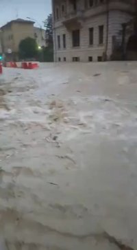 意大利博洛尼亚发生洪水