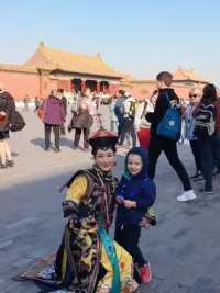 当外国小盆友看到中国娘娘！#故宫写真 #故宫 #拍摄花絮 #故宫旅拍 #六一儿童节