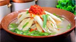 经典东北小吃“鸡汤豆腐串”，熬制鸡汤是关键，汤鲜味美真好吃
