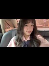 今天吃了个馍 你问什么馍 我说Can you kiss me more