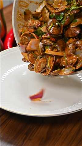 吃腻了烧烤摊的花蛤，就试试这个韩式炒花蛤吧#花蛤#美食
