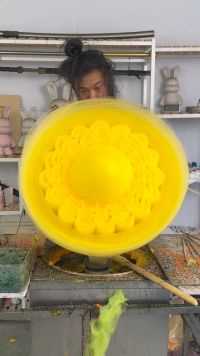 黄色花圈棉花糖制作
