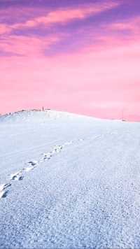 炎炎夏日，愿这洁白的雪带给你丝丝凉意。新疆巴里坤•那年冬天
