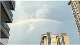 暴雨过后，难得一见的双彩虹🌈