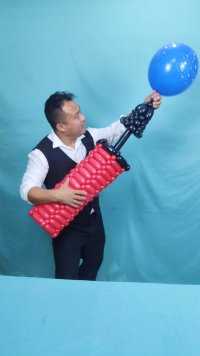 以后吹气球就用这个打气筒创作者营地@A福顺魔术美猴王变脸 飞机票一对一@鹅外惊喜