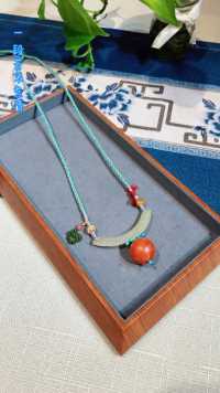 南红藏饰项链，古朴淡雅