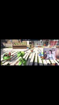 呆妹玩植物大战僵尸和睦小镇