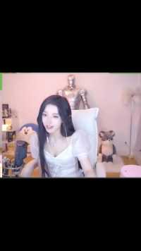 呆妹穿纯欲风被吐槽