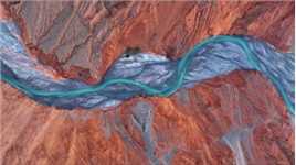安集海大峡谷，别称红山大峡谷，位于沙湾县安集海镇以西的天山北坡，发源于天山山脉。