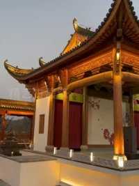 中国文化博大精深，五千年的文明历史，国粹及的工艺应该传承下去…#传统文化 #古戏台 #记录木工雕工的日常生活