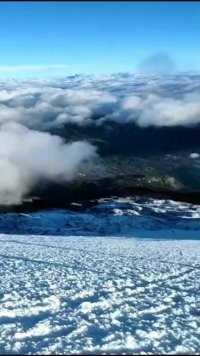 珠峰 贡嘎自不量力，梅里 冈仁禁止攀登，哈巴雪山 可以满足所有人攀登雪山的愿望 #哈巴雪山