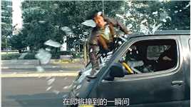 《超级保镖》第23集男人穿着百斤铁鞋，可他跑起来比汽车还快