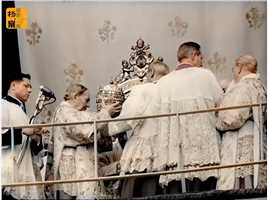 教皇约翰二十三世就职典礼录像，加冕及接管意大利领土上大教堂 --上
