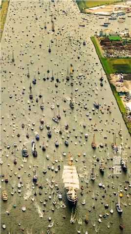 真实版“海王”！全球最规模的海帆船节，每五年于荷兰姆斯特丹办一次
