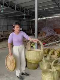 全手工编织大手提篮子。 #竹编手艺