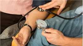 高血压要如何降压？医生：一般情况下只需要通过4种方式治疗