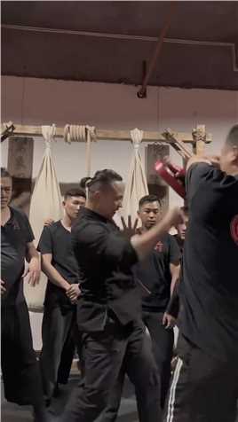 随堂拍一点 分享给大家#弘扬中华武术 #日常训练 #咏春拳