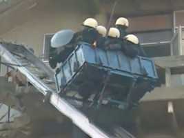 1998年韩国真实影像，上千僧侣暴力互殴，警察黑帮介入三方混战.