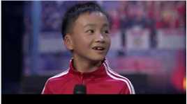 日本跳绳冠军来华挑衅，称在中国没有对手，却被小学生连续秒杀！岑小林人物故事吉尼斯世界纪录爱国 (2)