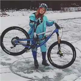 #saracen山地车 #双轮驱动bike #软尾山地车 #单车推荐 #这个冬天不怕冷.mp4




