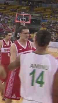 惨！国家队被禁赛十年，球员被赌徒打进医院，这是世界上最绝望的联赛！