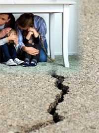 地震发生时，3楼以上的居民该如何避险？避险失败又该如何自救？#四川地震#地震#小助手#科普 (3)