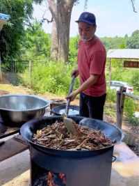 听罗林的《罗刹海市》，看罗勇制作香辣刁子鱼，一起来品尝农家味道。#农村美食 #我的乡村生活 #道县土特产